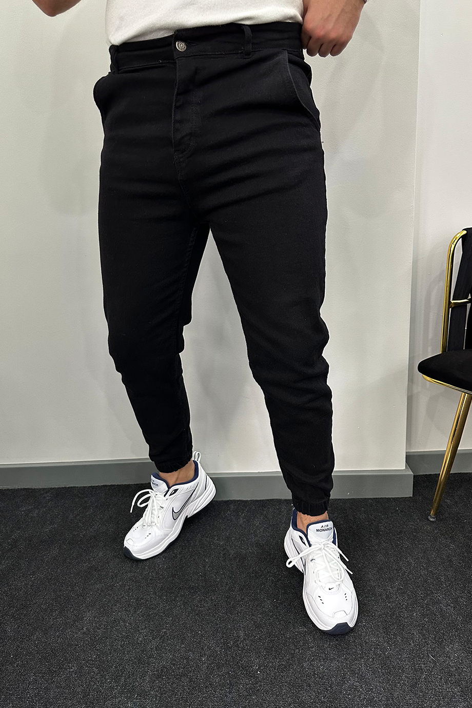 SİYAH PAÇA LASTİKLİ RAHAT KALIP JOGGER PANTALON