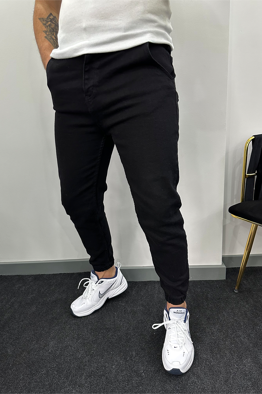 SİYAH PAÇA LASTİKLİ RAHAT KALIP JOGGER PANTALON