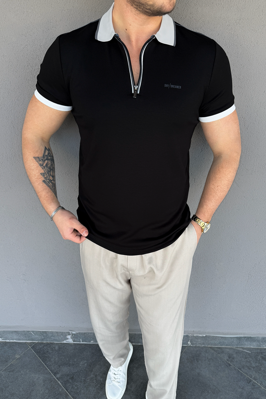 SİYAH YARIM FERMUARLI İTHAL KUMAŞ PREMİUM T-SHİRT