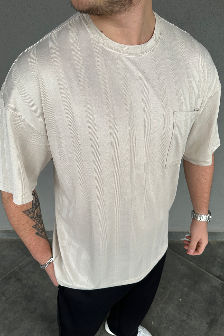 TAŞ GRİ JAKARLI OVERSIZE T-SHIRT