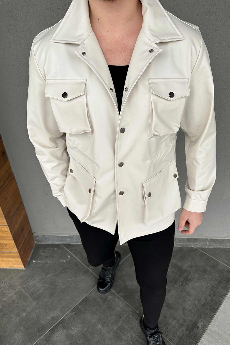 TAŞ GRİ KÖRÜKLÜ DERİ CEKET