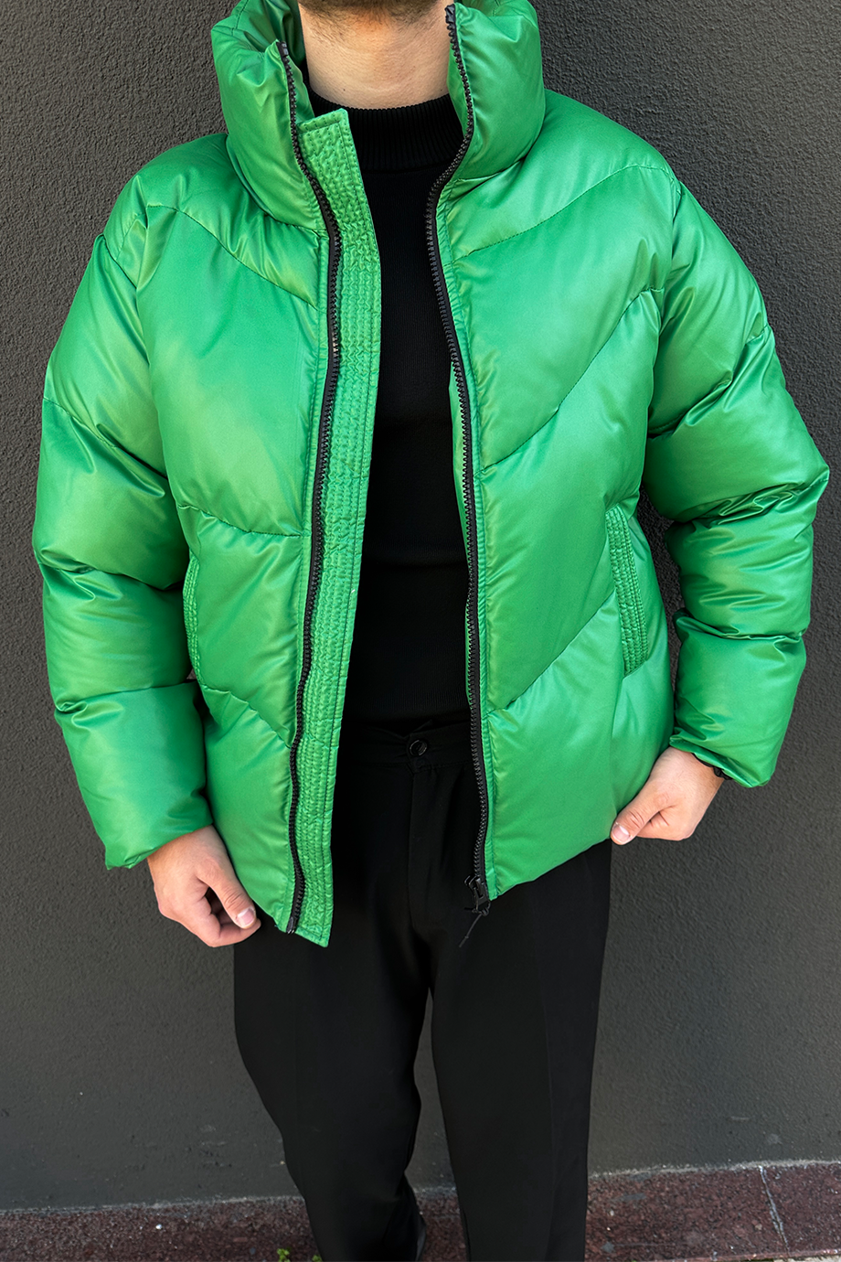 YEŞİL OVERSİZE DİK YAKA ŞİŞME DERİ MONT