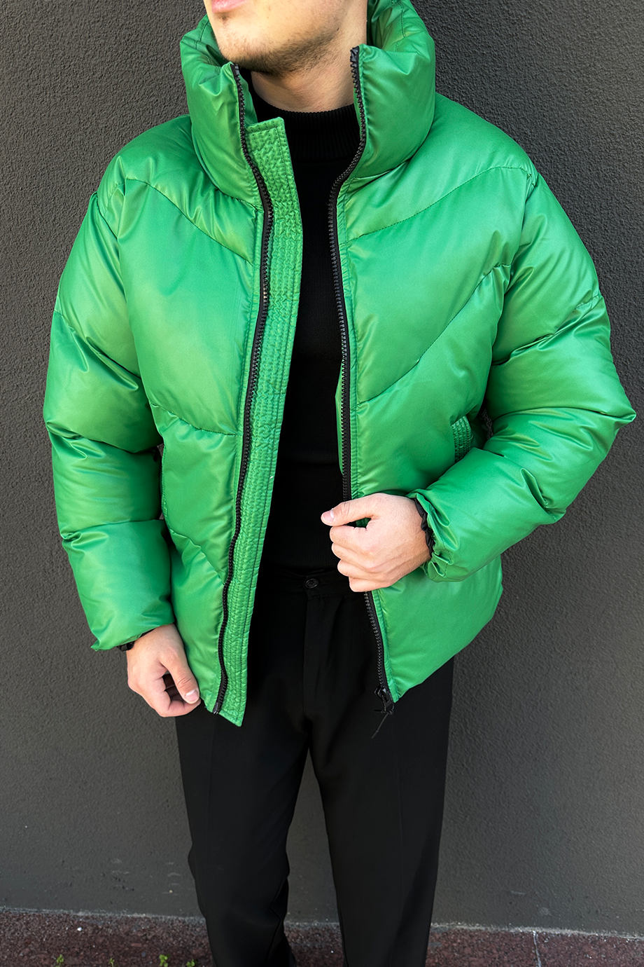 YEŞİL OVERSİZE DİK YAKA ŞİŞME DERİ MONT