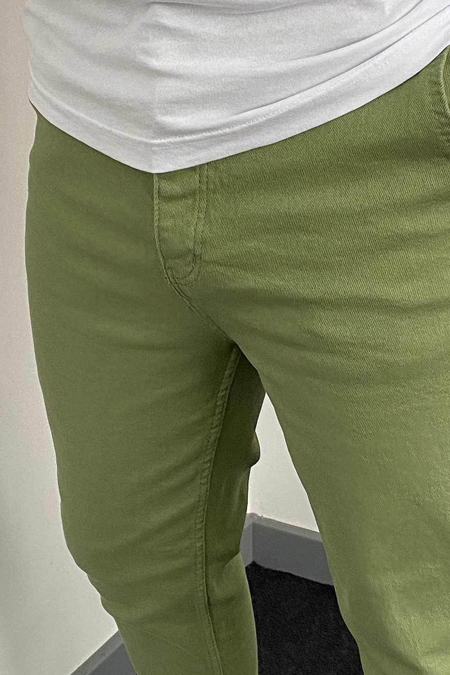 YEŞİL PAÇA LASTİKLİ RAHAT KALIP JOGGER KOT PANTALON