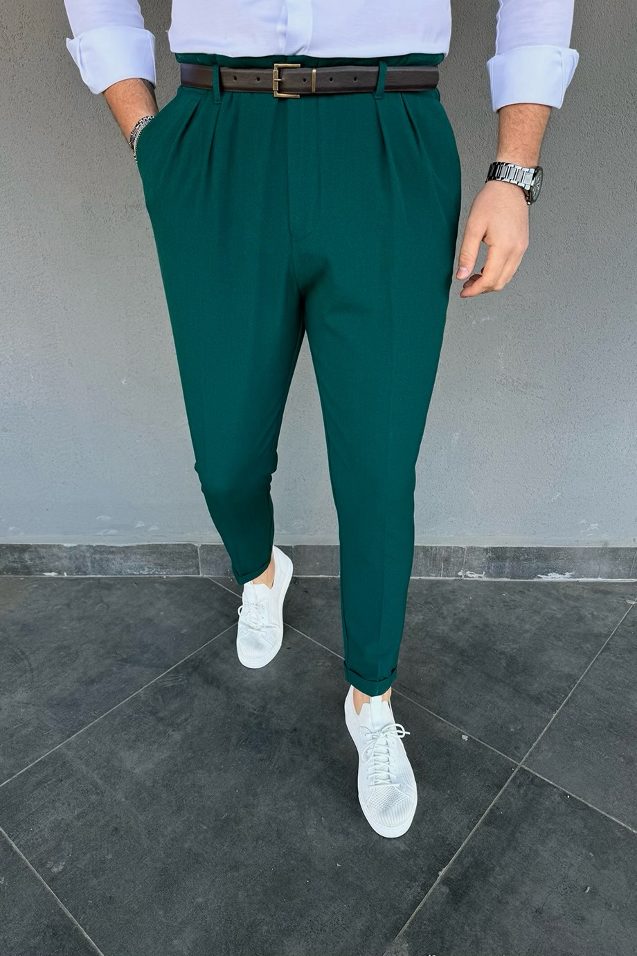 ZÜMRÜT İTALYAN KESİM KEMERLİ PANTALON