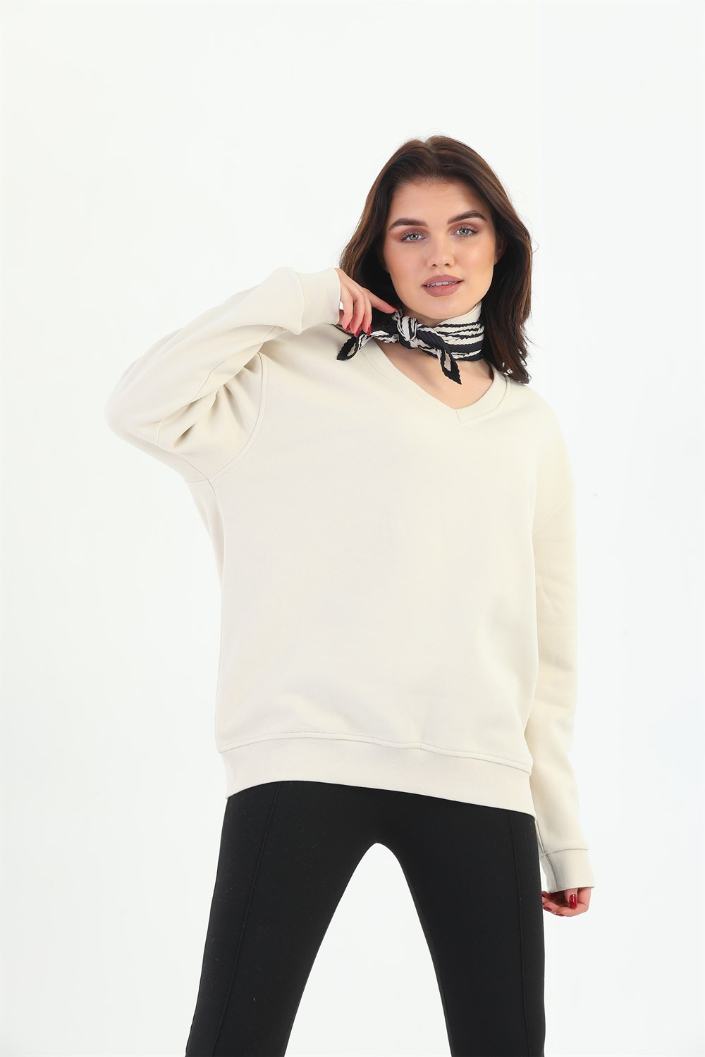 %100 Organik Pamuklu Oversize Sweatshirt V-Yaka