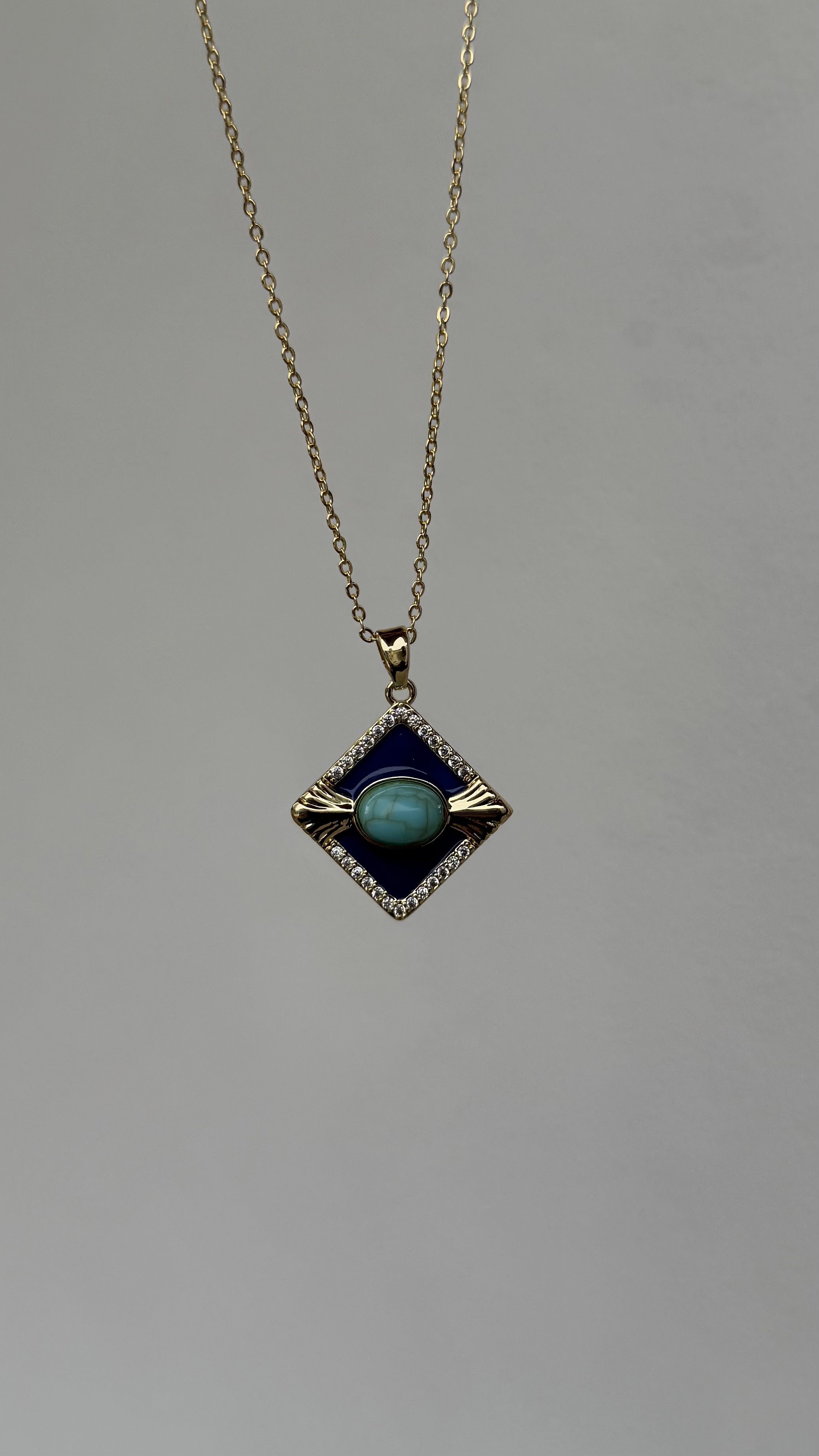GOLD GEM FRAME KOLYE