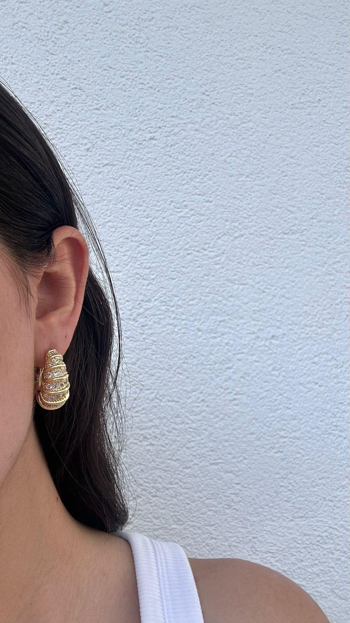 GOLD TWİST KÜPE