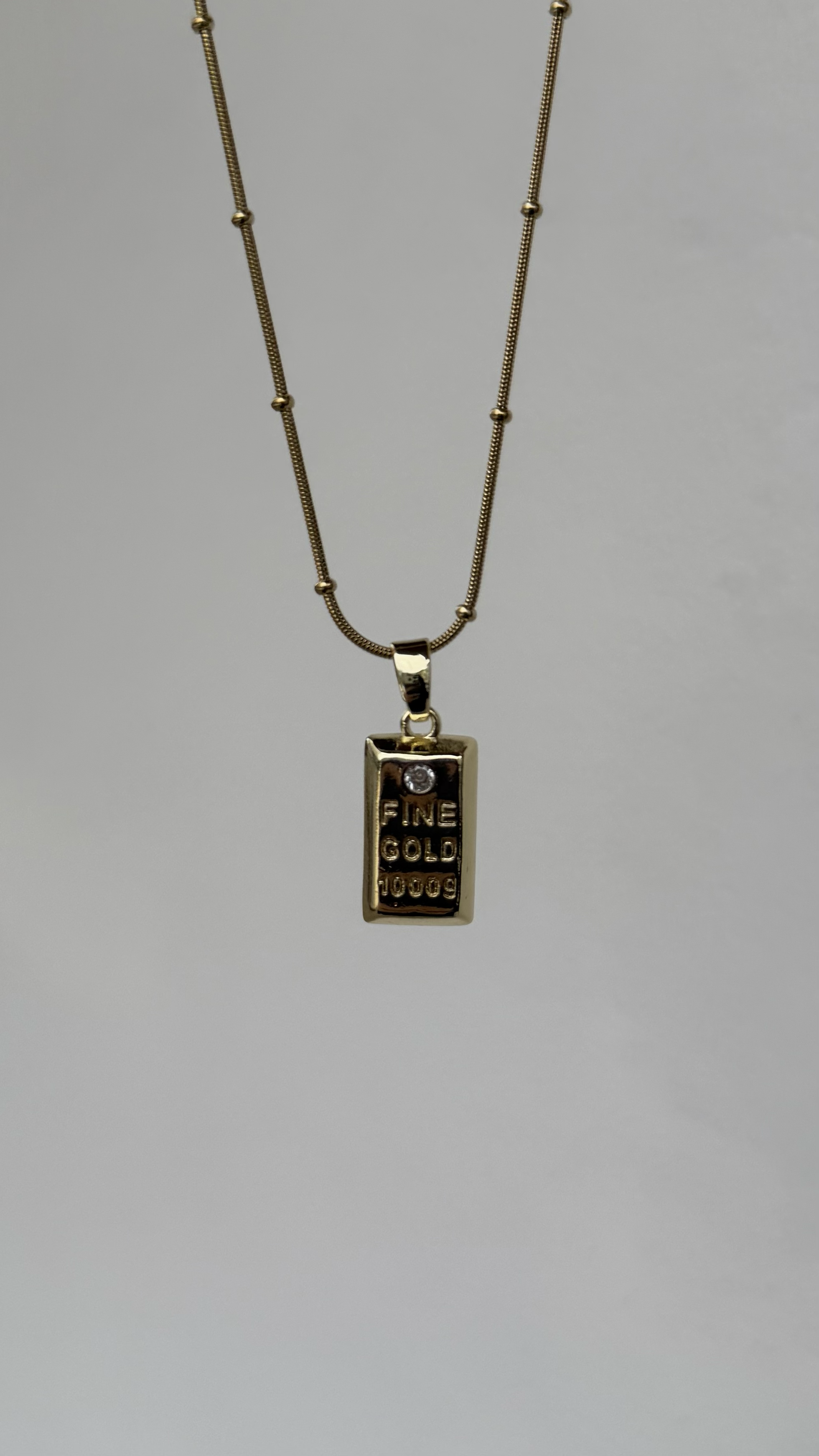 GOLD KÜTÇE KOLYE