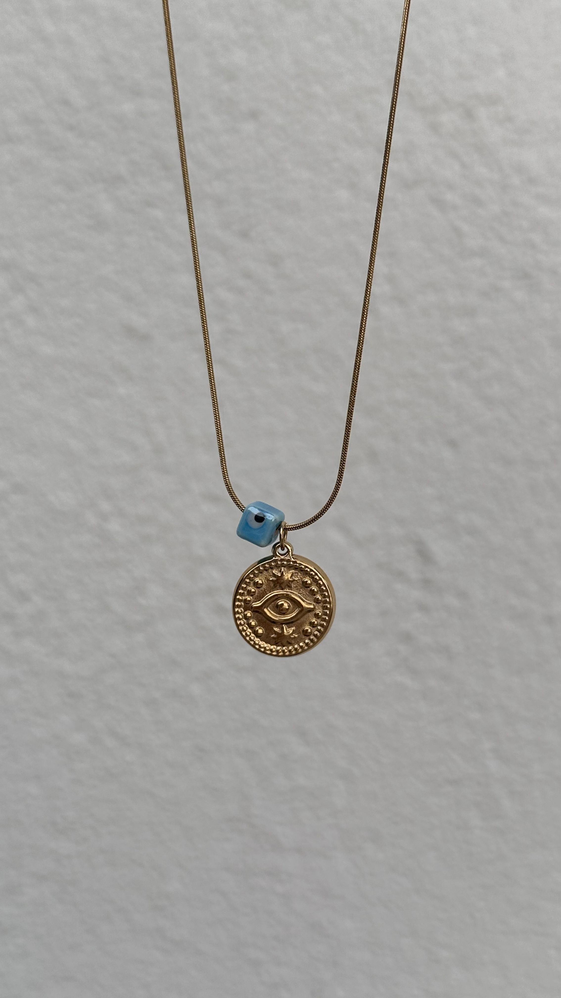GOLD MAVİ BONCUK CHARM KOLYE