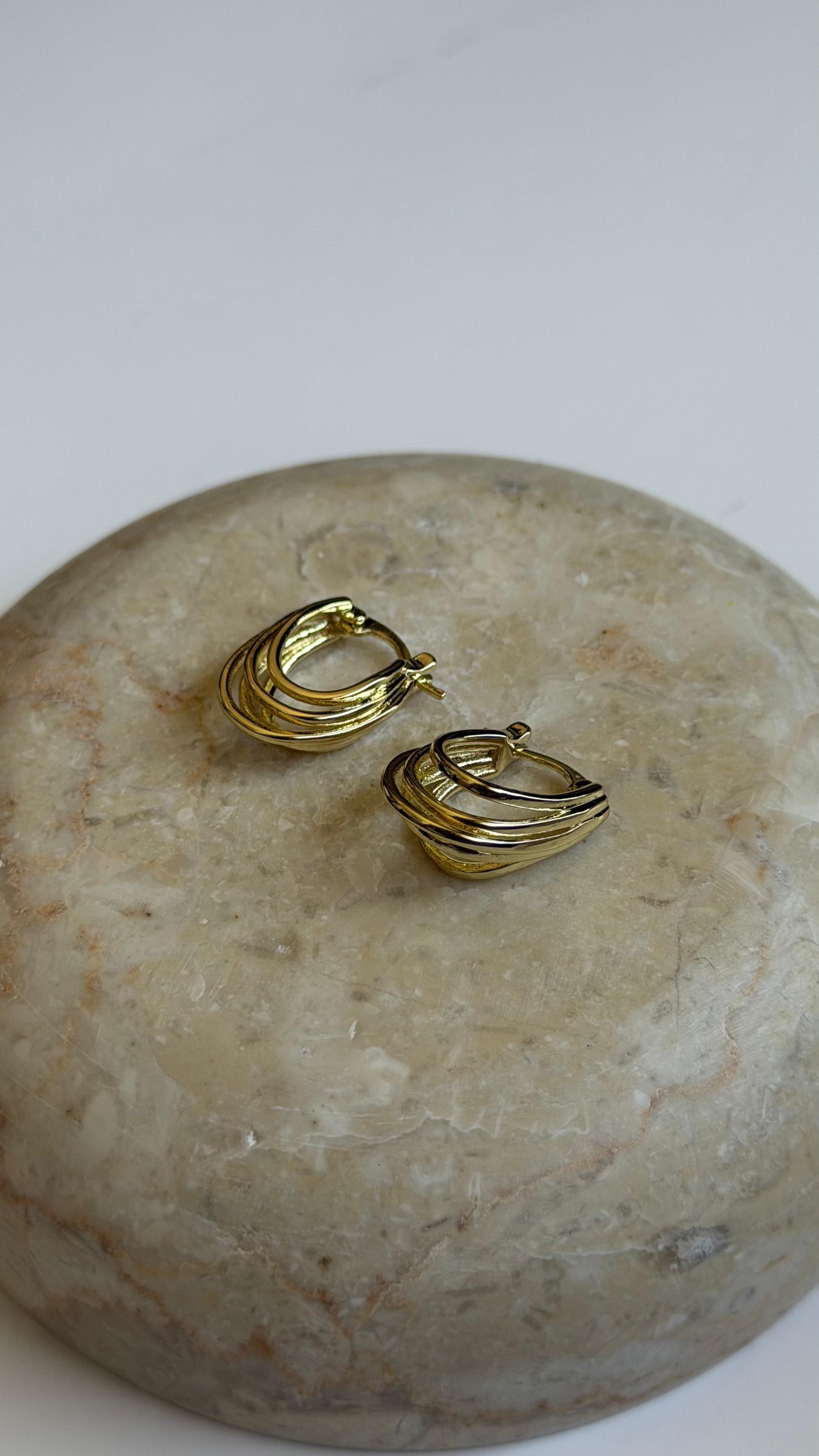 GOLD MULTI HOOP KÜPE