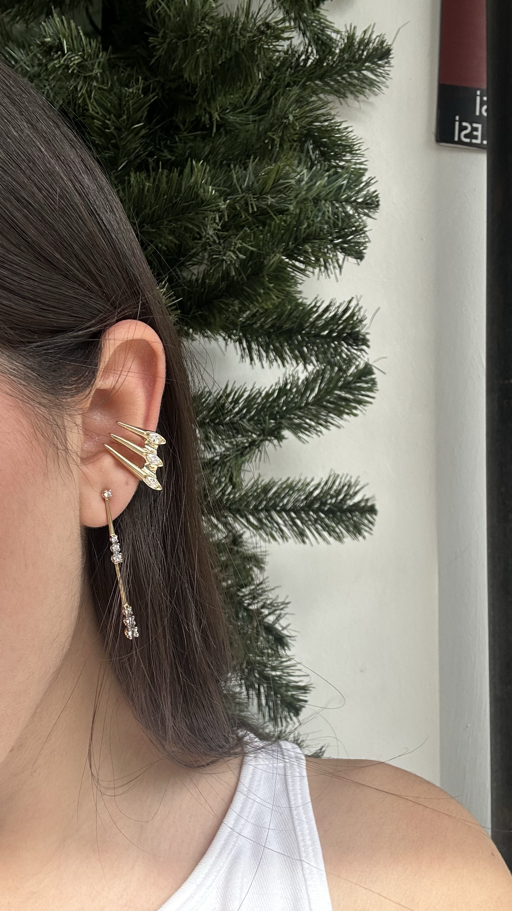 TAŞLI TASARIM EARCUFF 