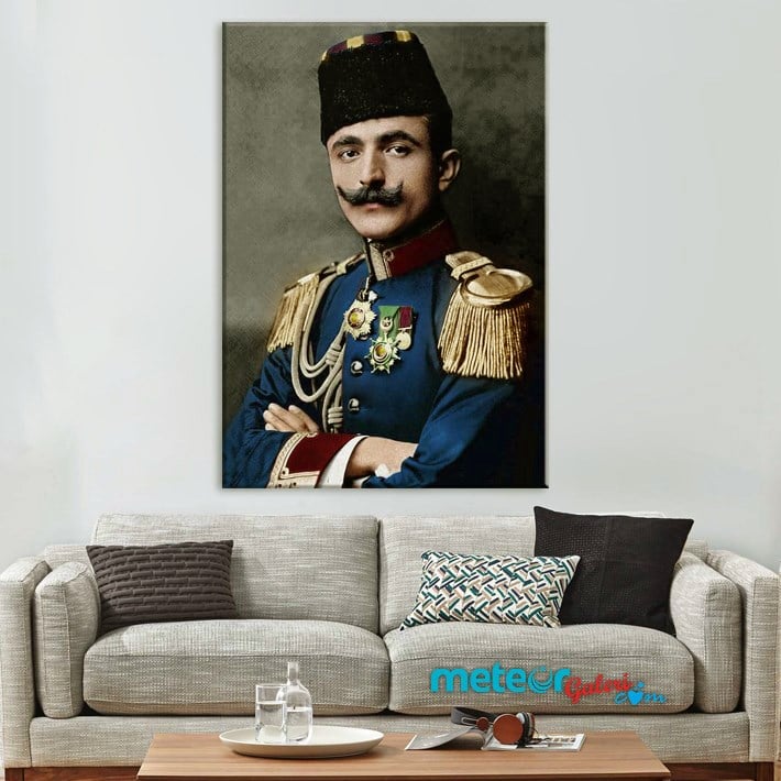 Enver Paşa Renkli Kanvas Tablosu