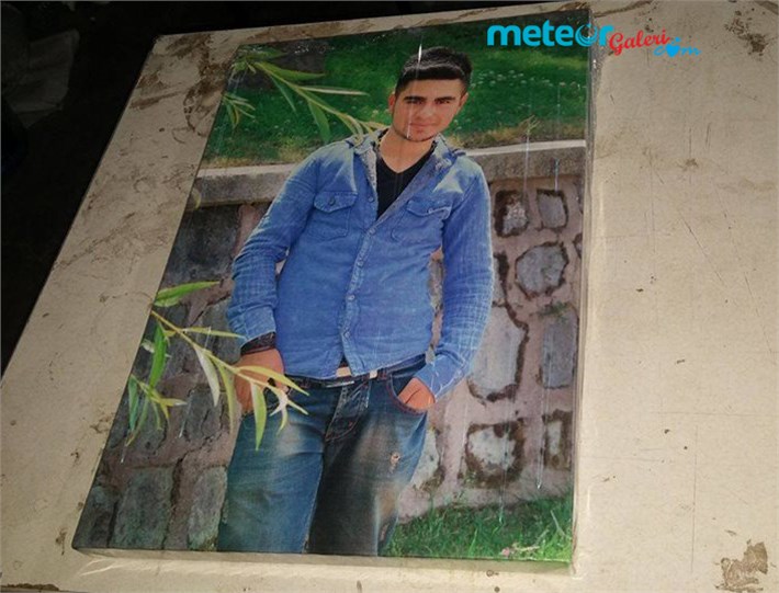 Kişiye Özel 35x50 Fotoğrafından Kanvas Tablo