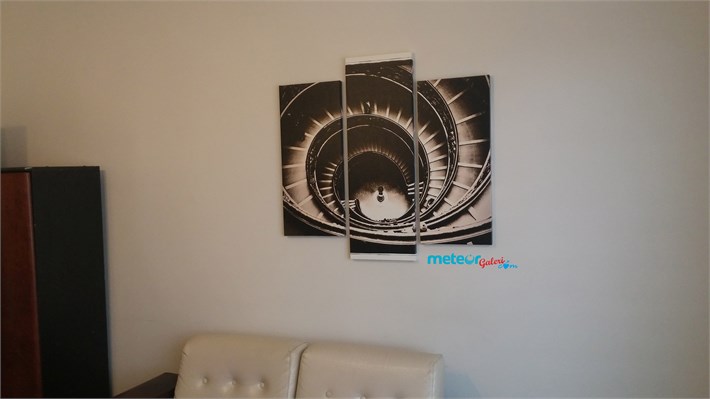 Spiral Merdiven Kanvas Tablo