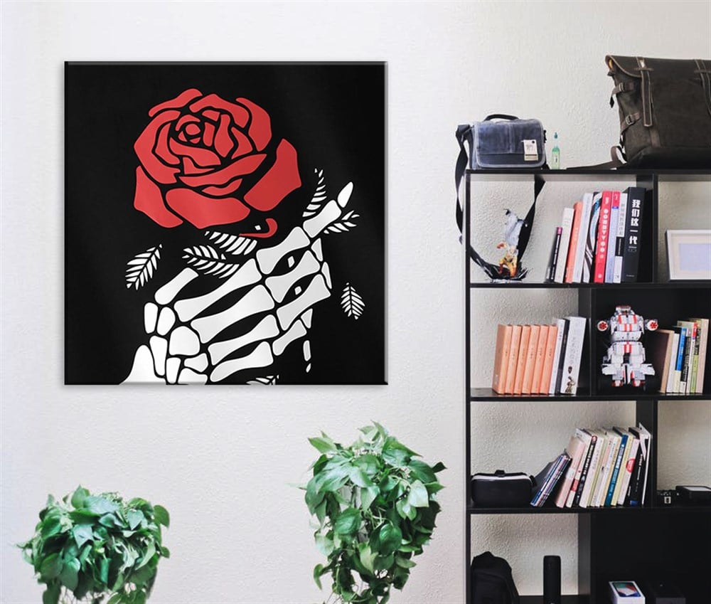 Kırmızı Gül Ve İskelet Dekoratif Kanvas Tablosu