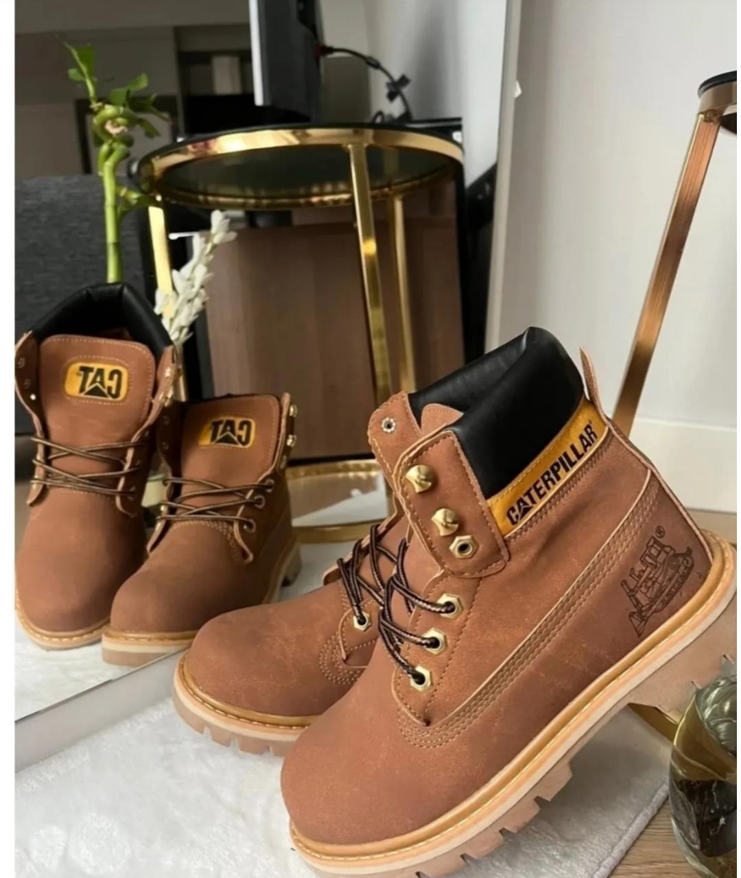 Erkek Bot Cat Tarçın Renk