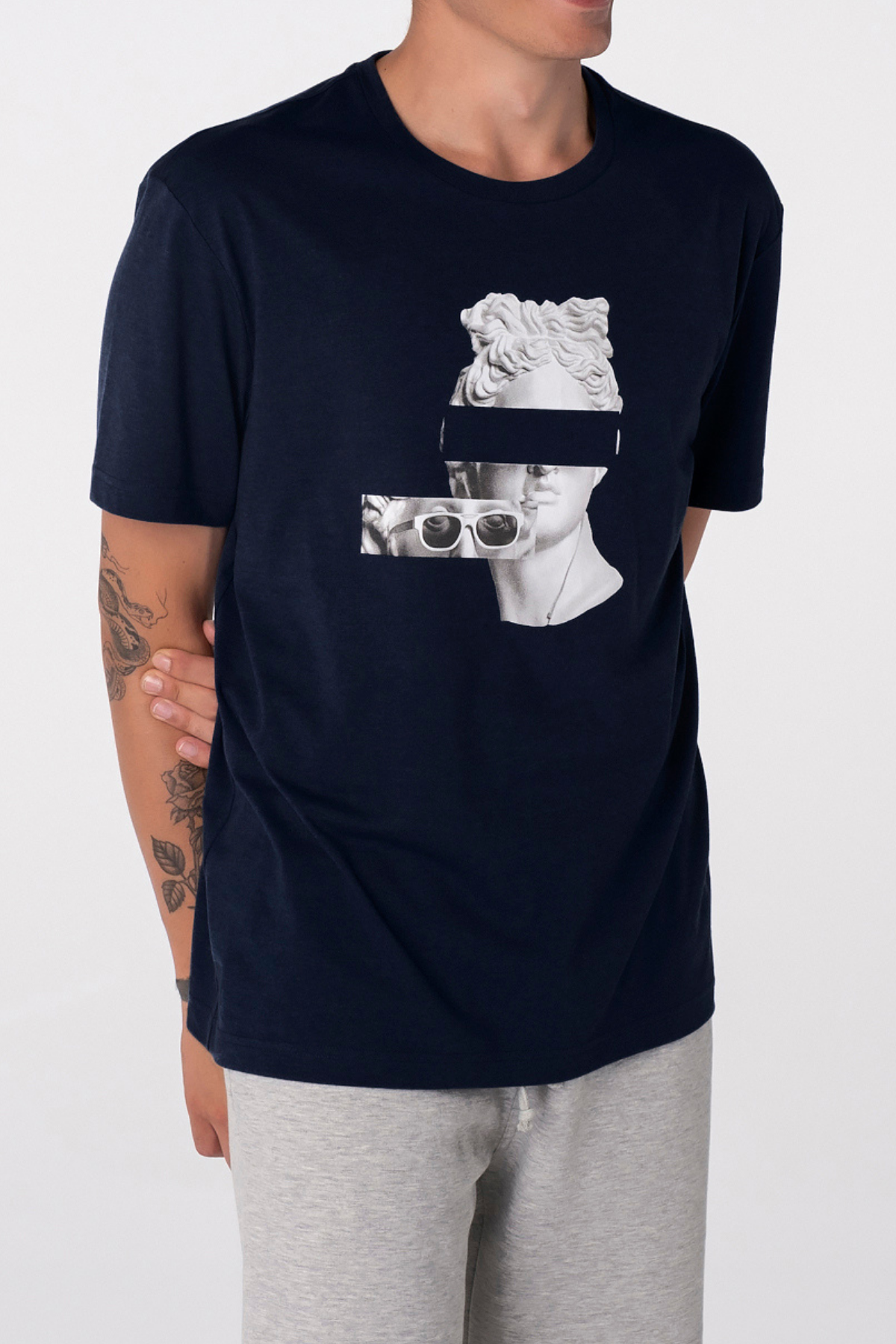 Artemus, 3D Baskılı, Organik Kumaşlı, Bisiklet Yaka, Lacivert T-shirt