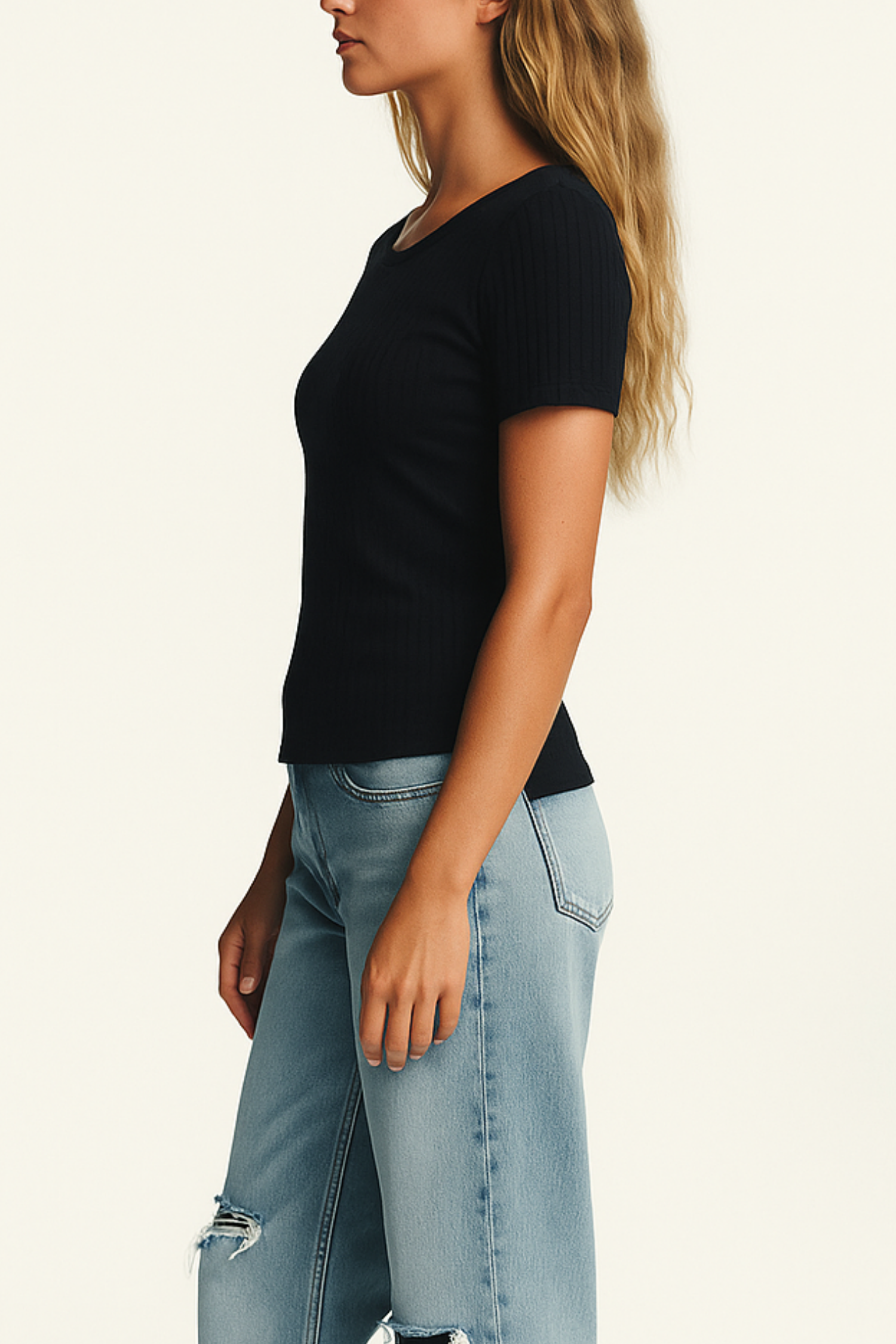 Gianna Top, Ecovero Vikon ile Geri Dönüştürülmüş Polyester Karışımlı RibanaT-shirt