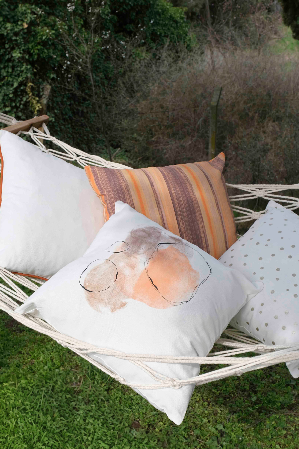 Mia Pillow Baskılı Yastık Kılıfı