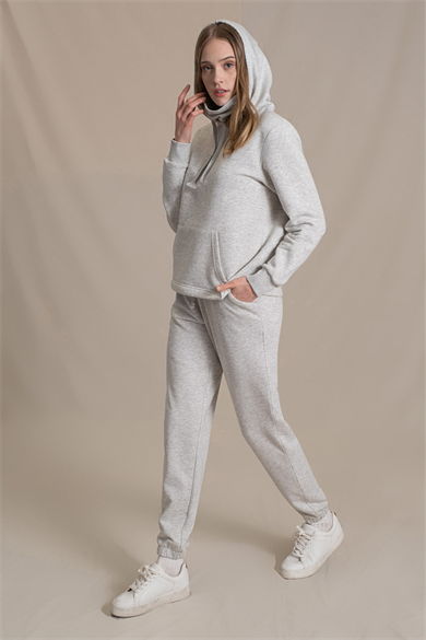 Antibakteriyel Maske Detaylı, Kapüşonlu, Organik Kumaşlı Açık Gri Melanj Kadın Sweatshirt
