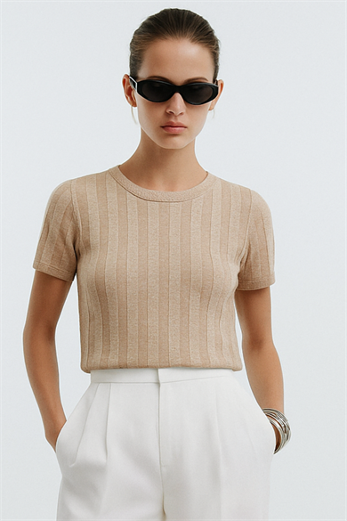 Isla Top, Ecovero Viskon ve Geri Dönüştürülmüş Polyesterli Bisiklet Yaka Ribana Bluz