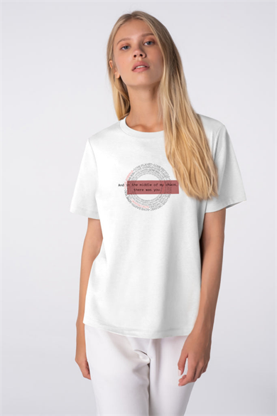 Love Circle, Organik Kumaşlı, Bisiklet Yaka Baskı Detaylı Unisex Beyaz T-shirt