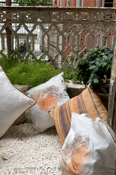 Pillow 2 - Baskı Detaylı Çizgili Yastık Kılıfı