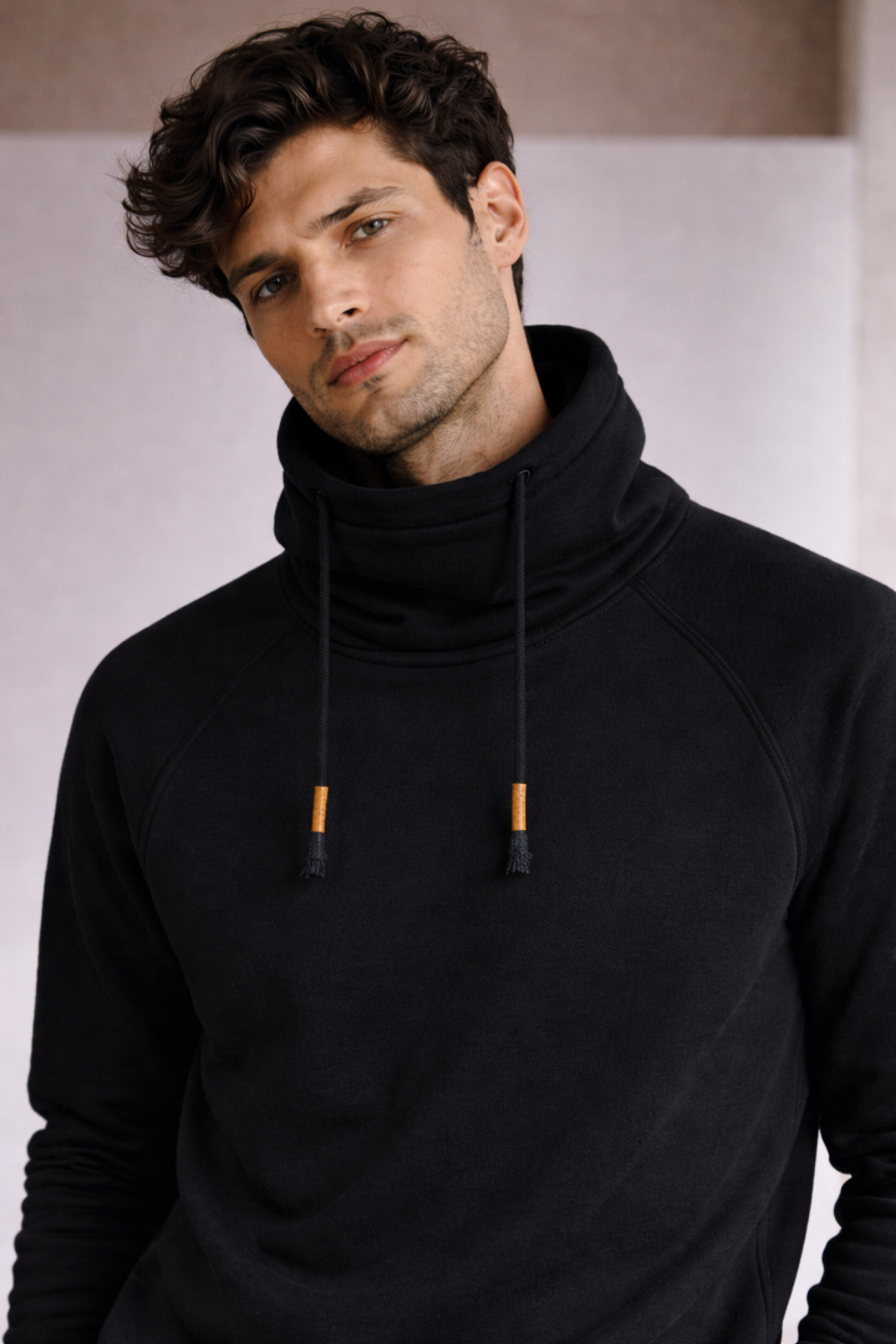 James Yüksek Yaka Organik Kumaşlı Erkek Sweatshirt