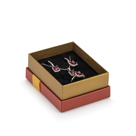 Bordo Kolye veya Miniset Kutusu