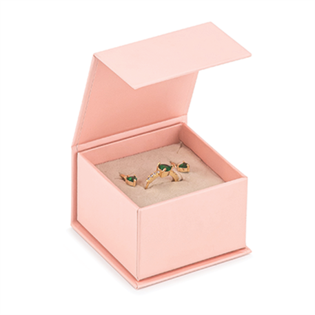 Pembe Yüzük veya Küpe Kutusu