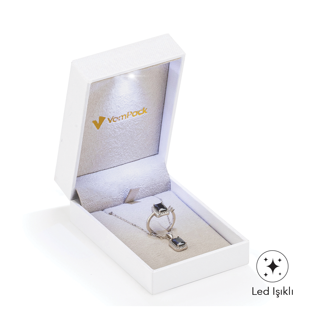 E100 Diamond Beyaz Işıklı Kolye Kutusu