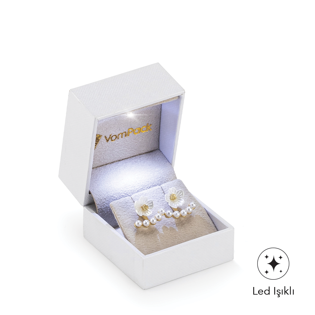 E100 Diamond Beyaz Işıklı Küçük Küpe Kutusu