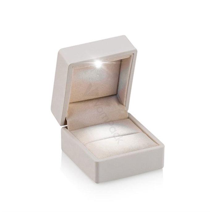 White Led Light Ring Box
