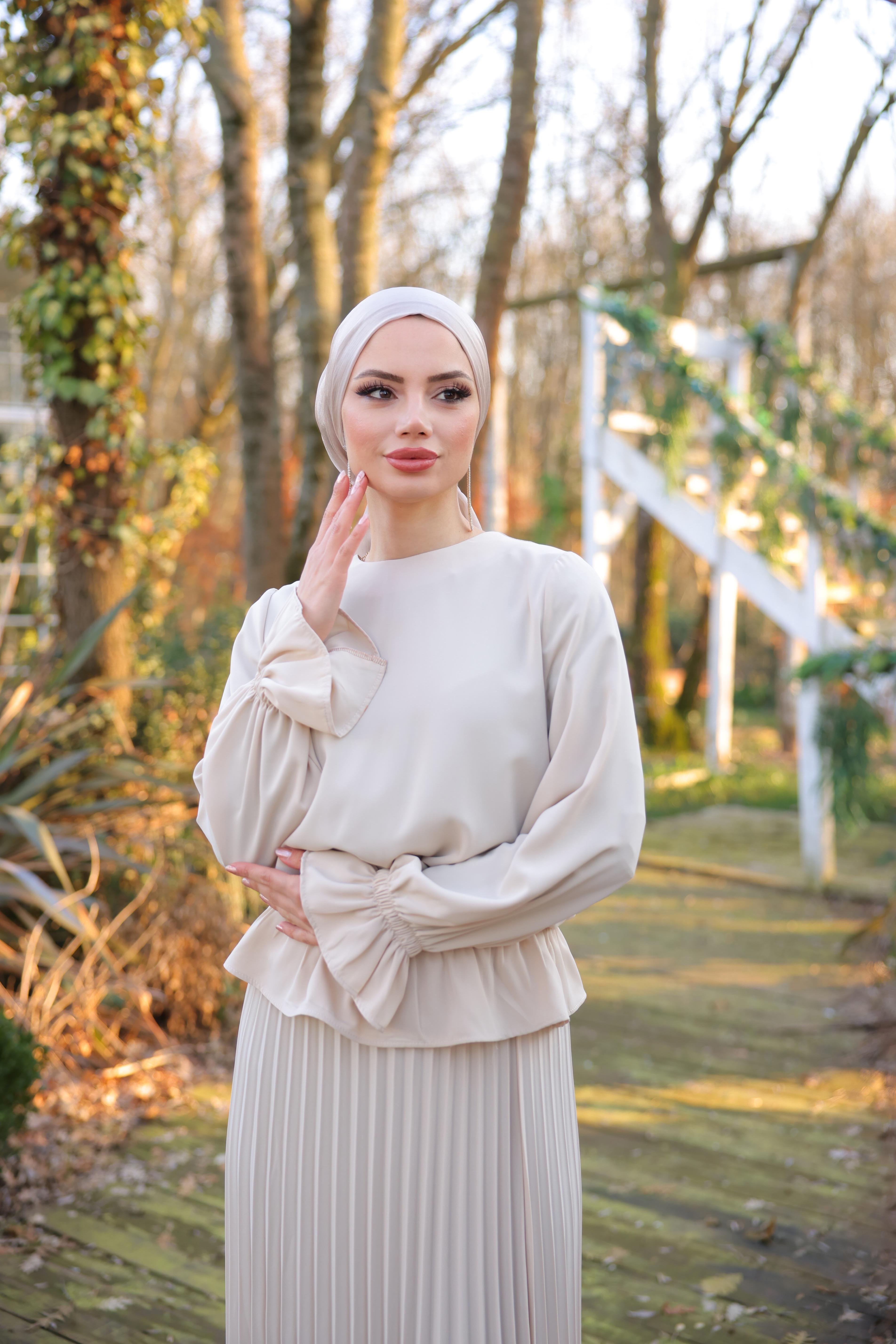 Bej Piliseli Etekli Takım 5076