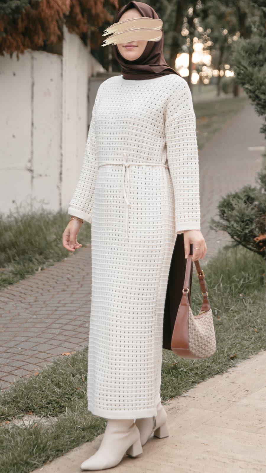 Ekru Oversize Tasarım Triko Elbise