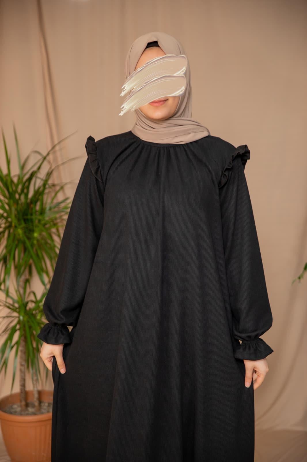 Siyah Omuzdan Fırfırlı Elbise 5128