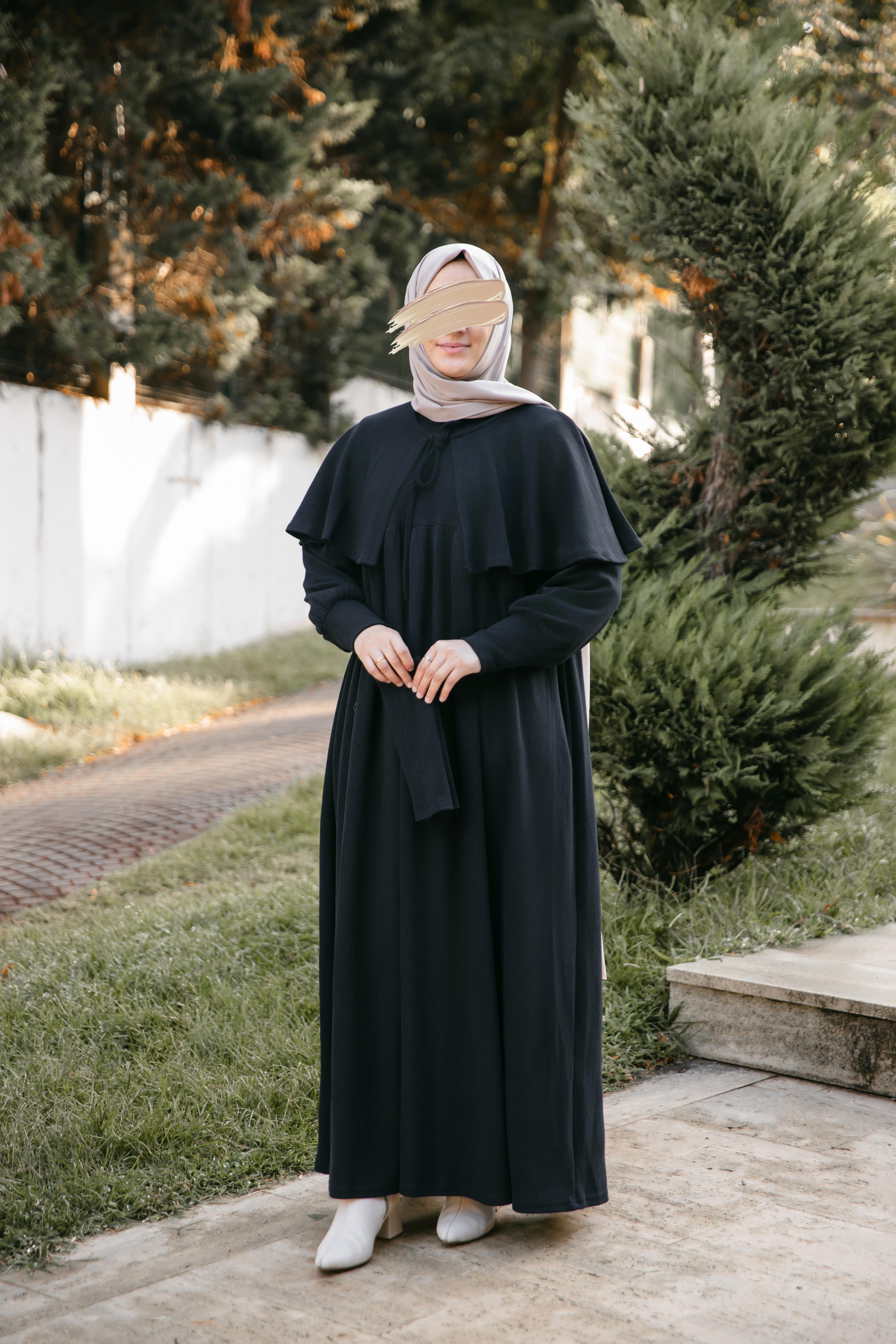 Siyah Pelerinli Elbise 5108