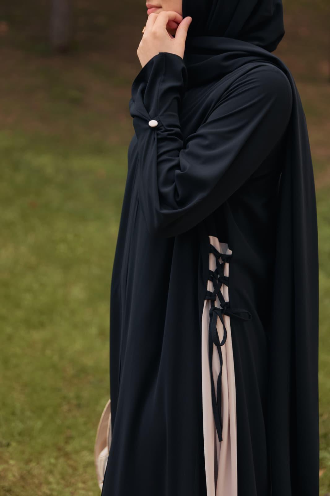 Siyah Yandan Garnili Ferace 5118