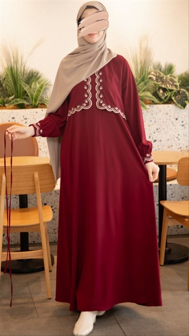 Bordo Ön Aller ve Nakışlı Elbise 5134