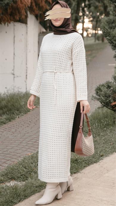 Ekru Oversize Tasarım Triko Elbise