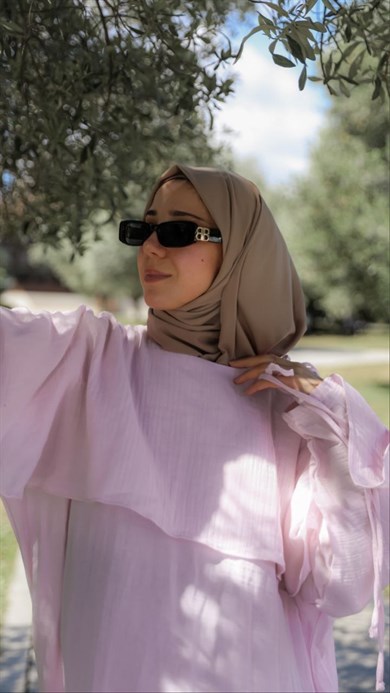 Pembe Önü Pelerinli Oversize Elbise 5156