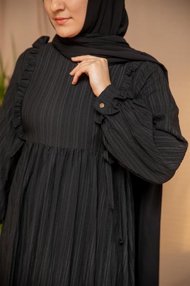 Siyah Göğsü Fırfırlı Elbise 5131