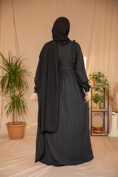 Siyah Göğsü Fırfırlı Elbise 5131