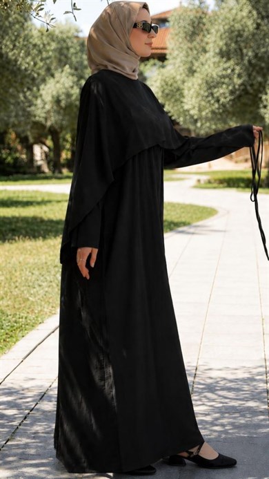Siyah Önü Pelerinli Oversize Elbise 5156