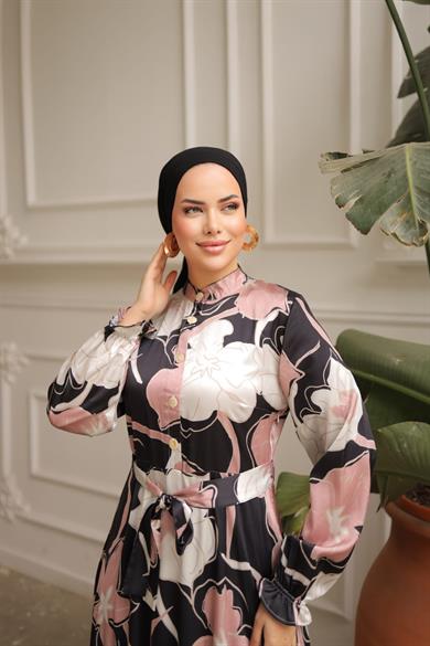 Siyah-Pembe Çiçek Desenli Uzun Tesettür Elbise Fdl1565