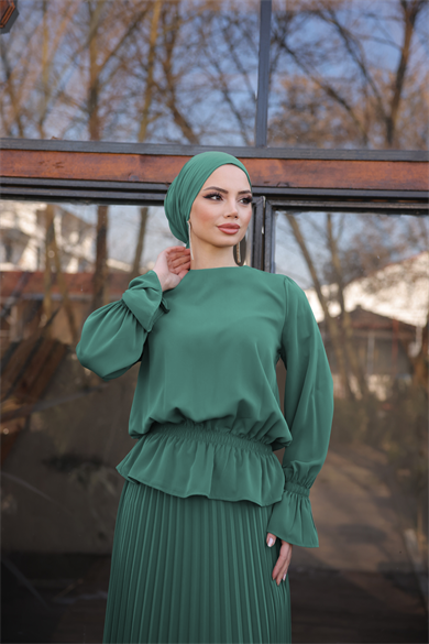 Zümrüt Yeşili Piliseli Etekli Takım 5076