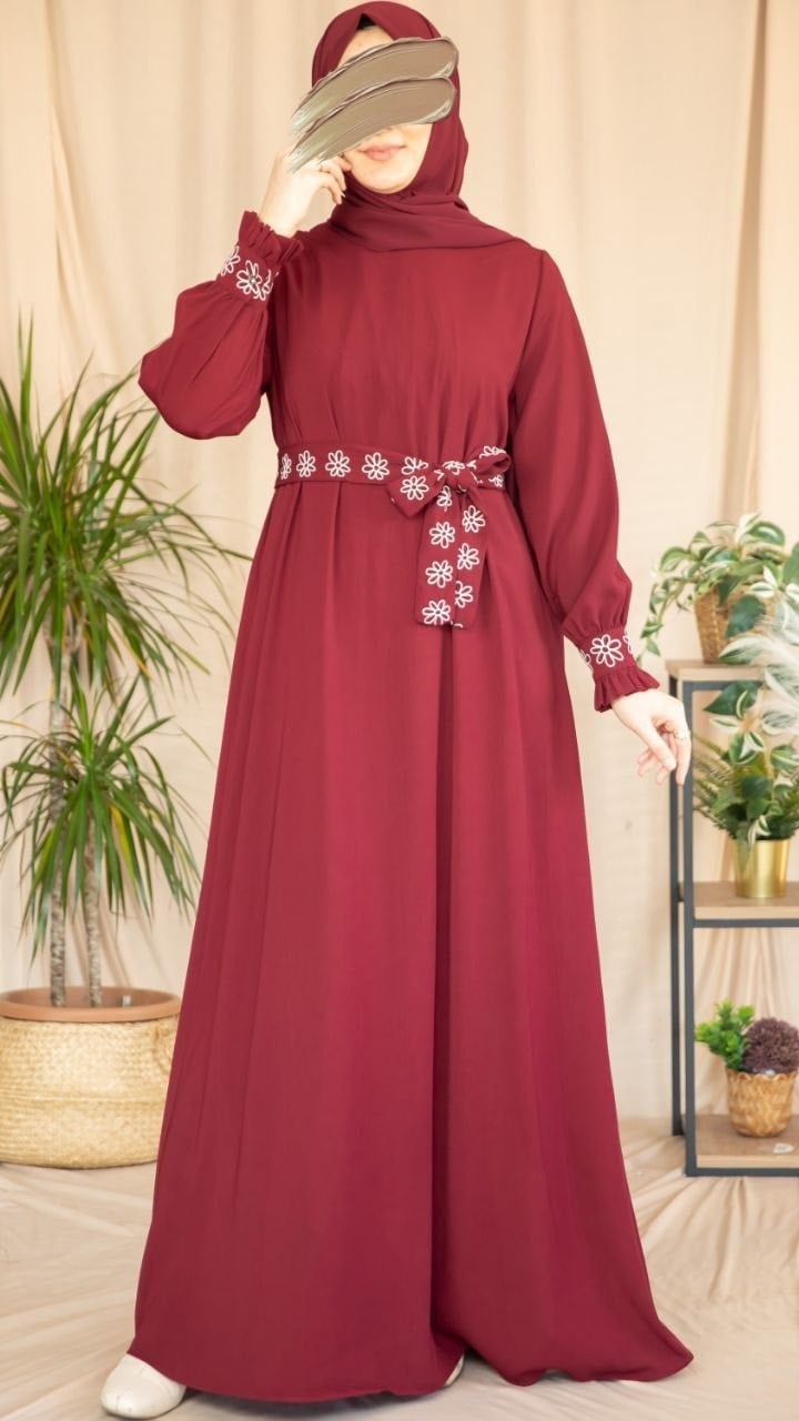 Bordo Manşet ve Kemeri Nakışlı Elbise 5136