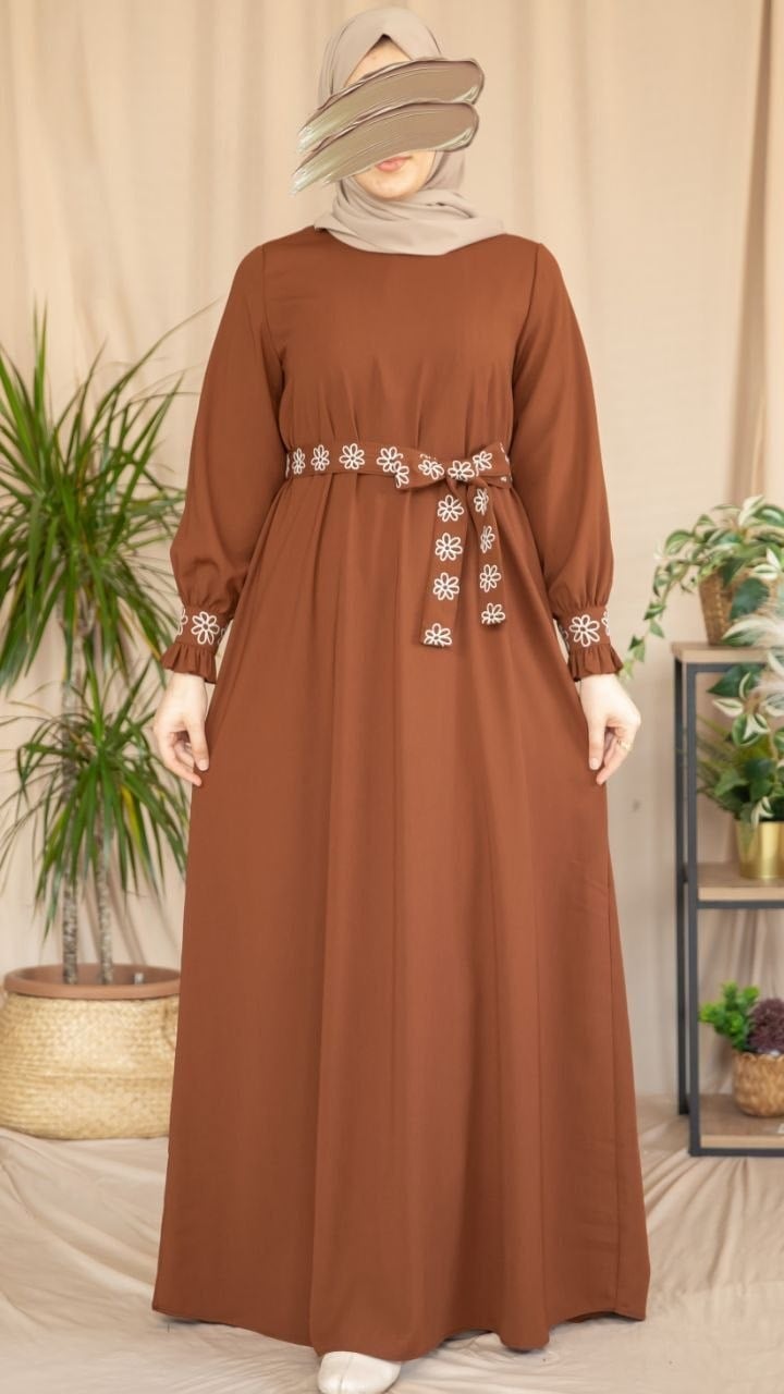 Taba Manşet ve Kemeri Nakışlı Elbise 5136