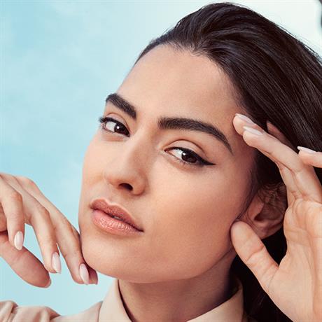  Loreal Paris Infaillible 24H Matte Cover Yüksek Kapatıcı Fondöten - 90 Rose Porcelain